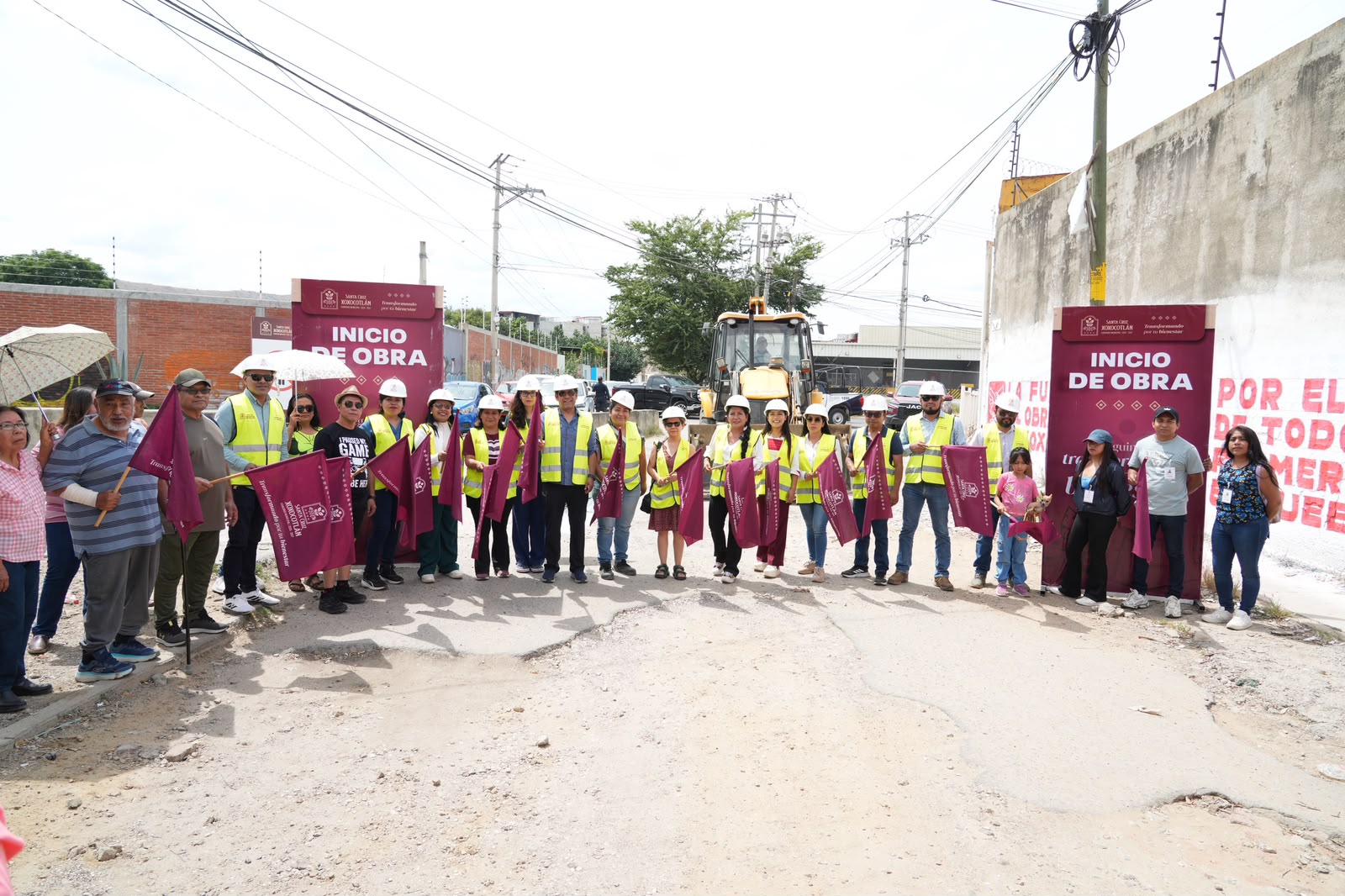 Xoxocotlán inicia rehabilitación de Avenida Quinta Las Águilas y cuatro obras de pavimentación